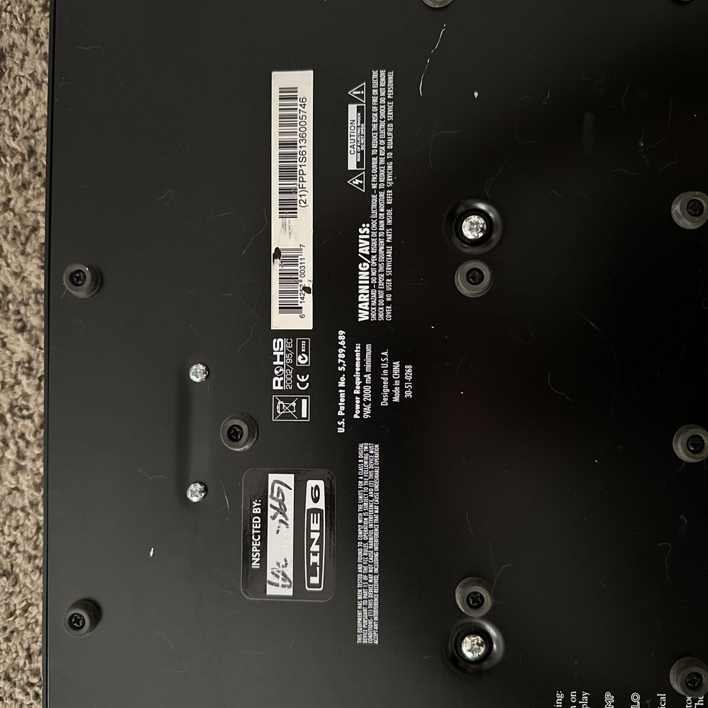 LINE 6 Floor-POD-Plus Guitar Multi Effects Processor