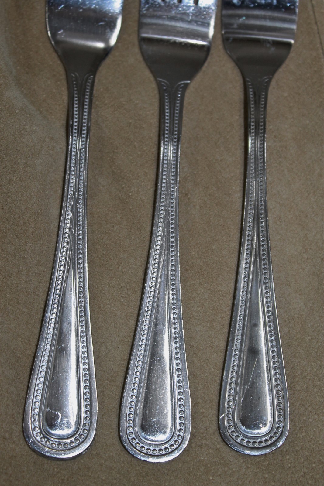 Lot CORE Stainless MILTON 51 Knife 17 Fork Restaraunt Event Catering