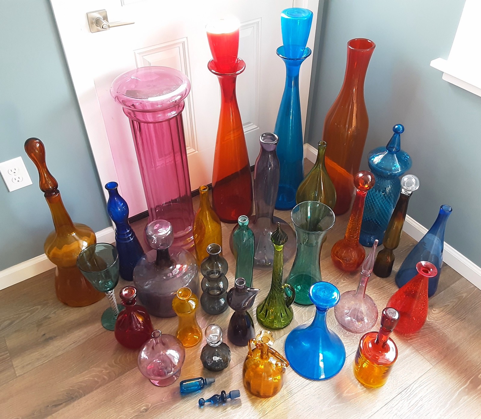 INDIANA GREENWICH Art Glass "KINGSTON" Burnt Honey BIG 20" Decanter Bottle MCM