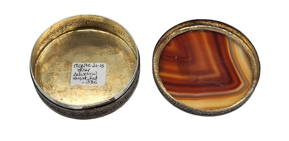 ANTIQUE Silver / Agate 2 5/8" Round Snuff Box Nice Detailing
