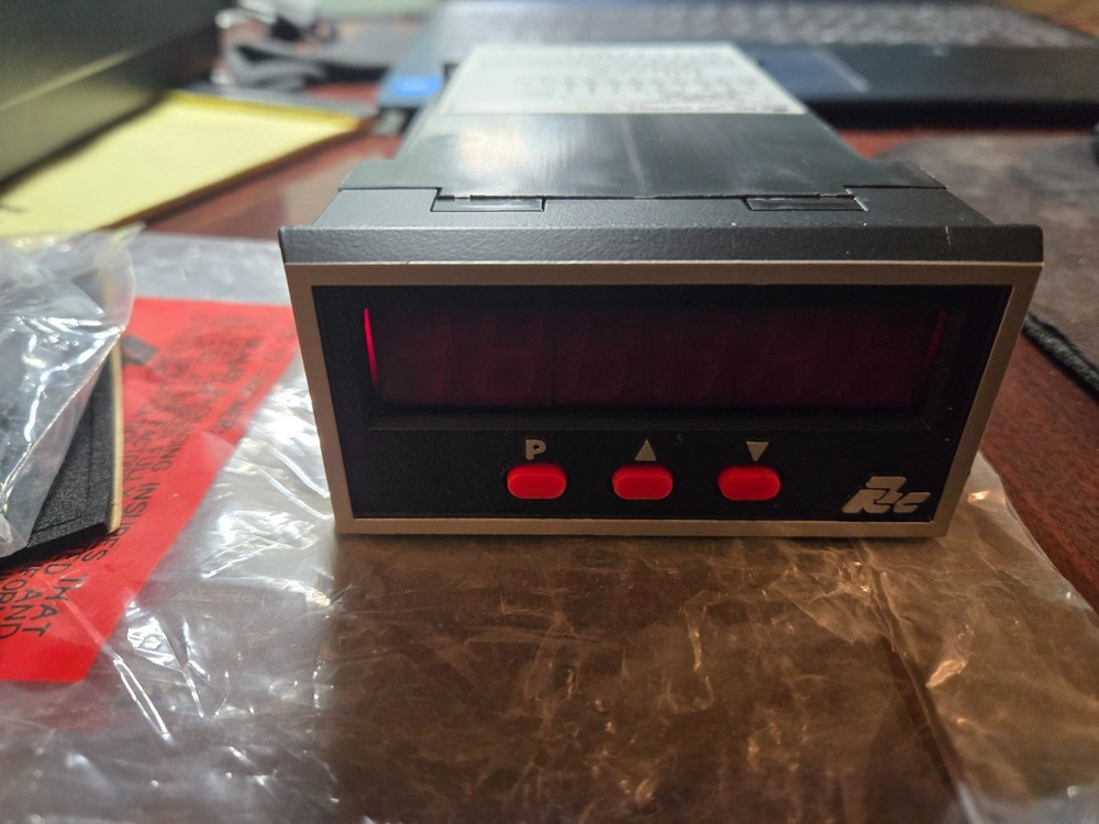 Red Lion IMD23103 Process Indicator
