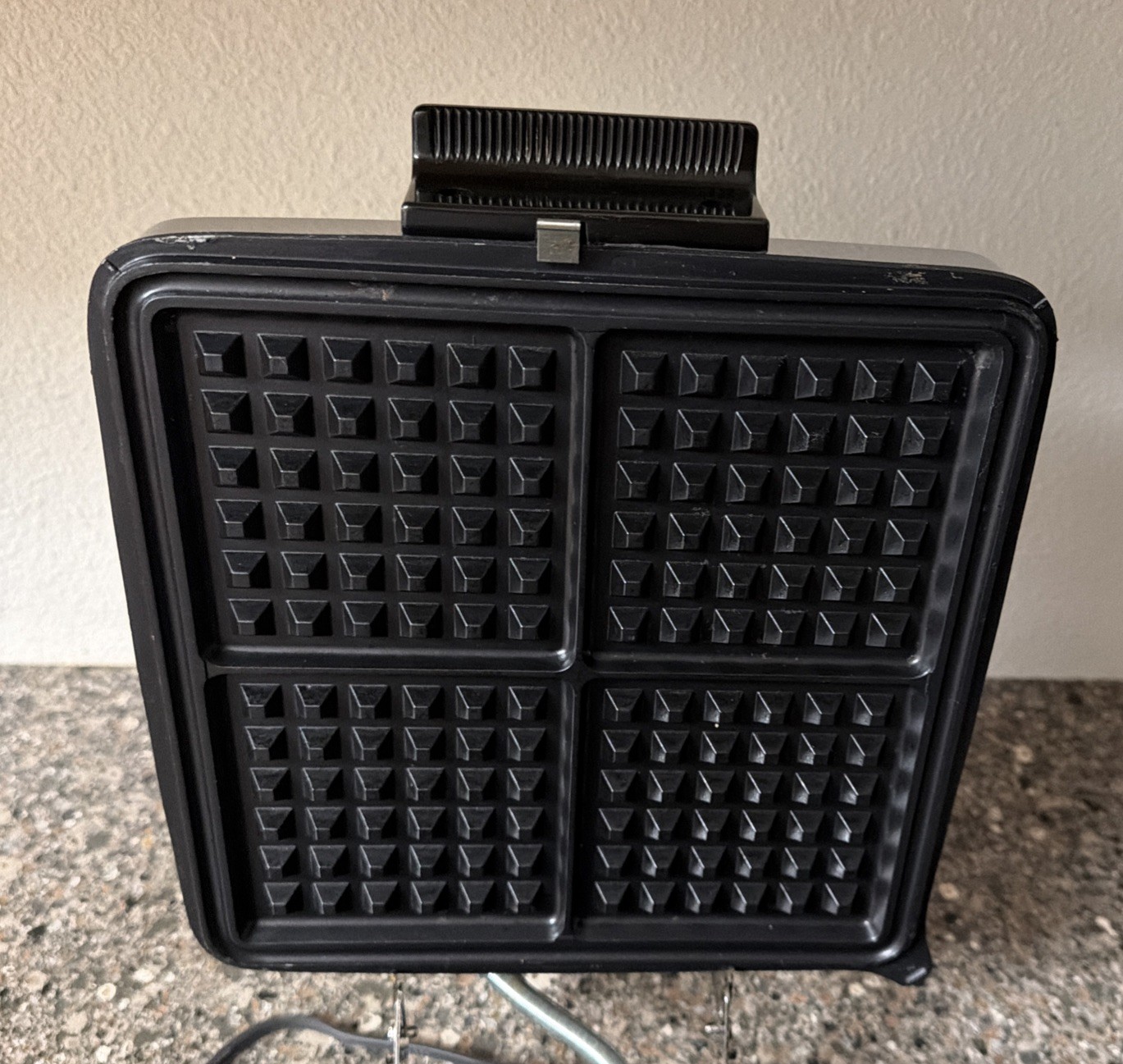 Black & Decker 3 in 1 Waffle Baker Maker Grill G48TD Tested Works Great Clean