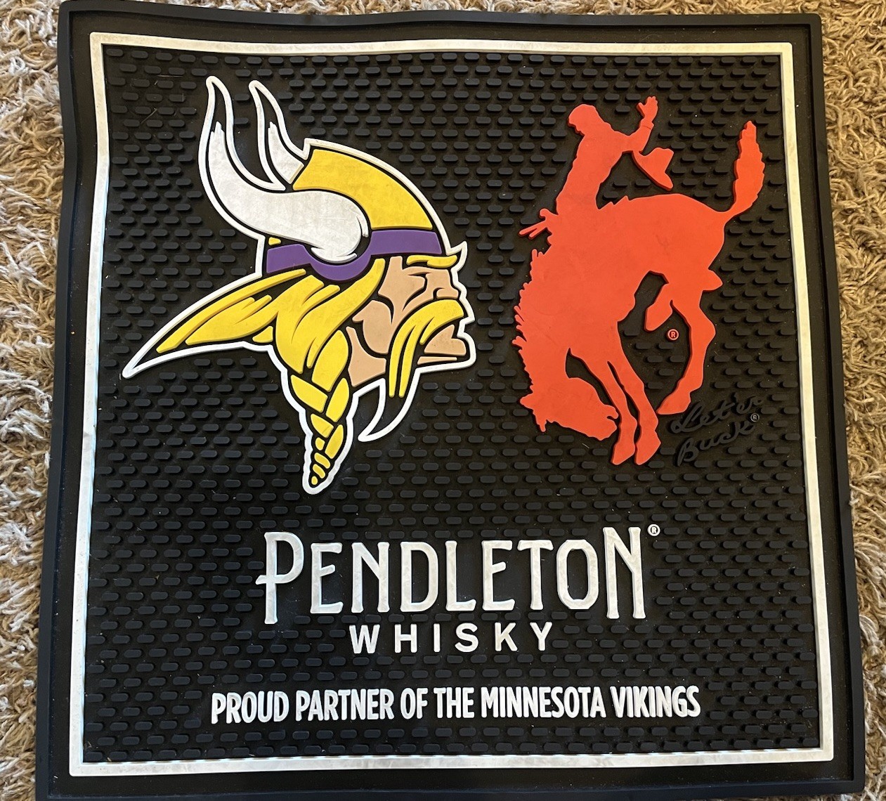 Minnesota Vikings Pendleton Whiskey Bar Spill Mat Rubber Let Er Buck Football MN