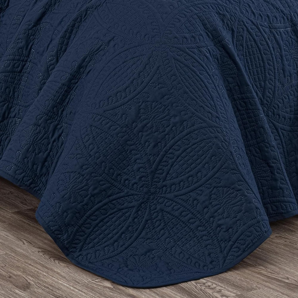 3-Pc Oversized Bedspread Coverlet Set Queen Bedding 100% Microfiber Polyester