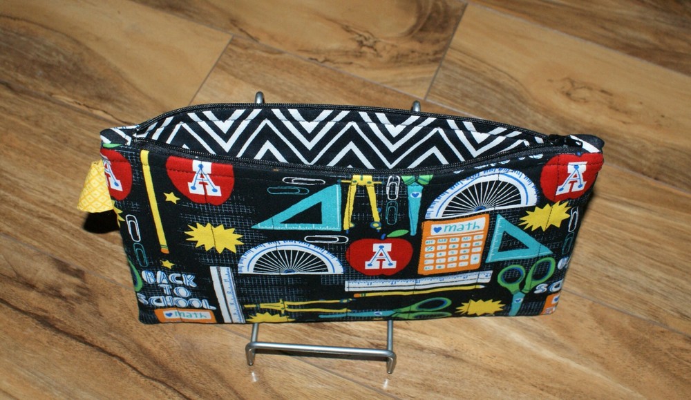Zipper Pouch - Elementary School, High School or College