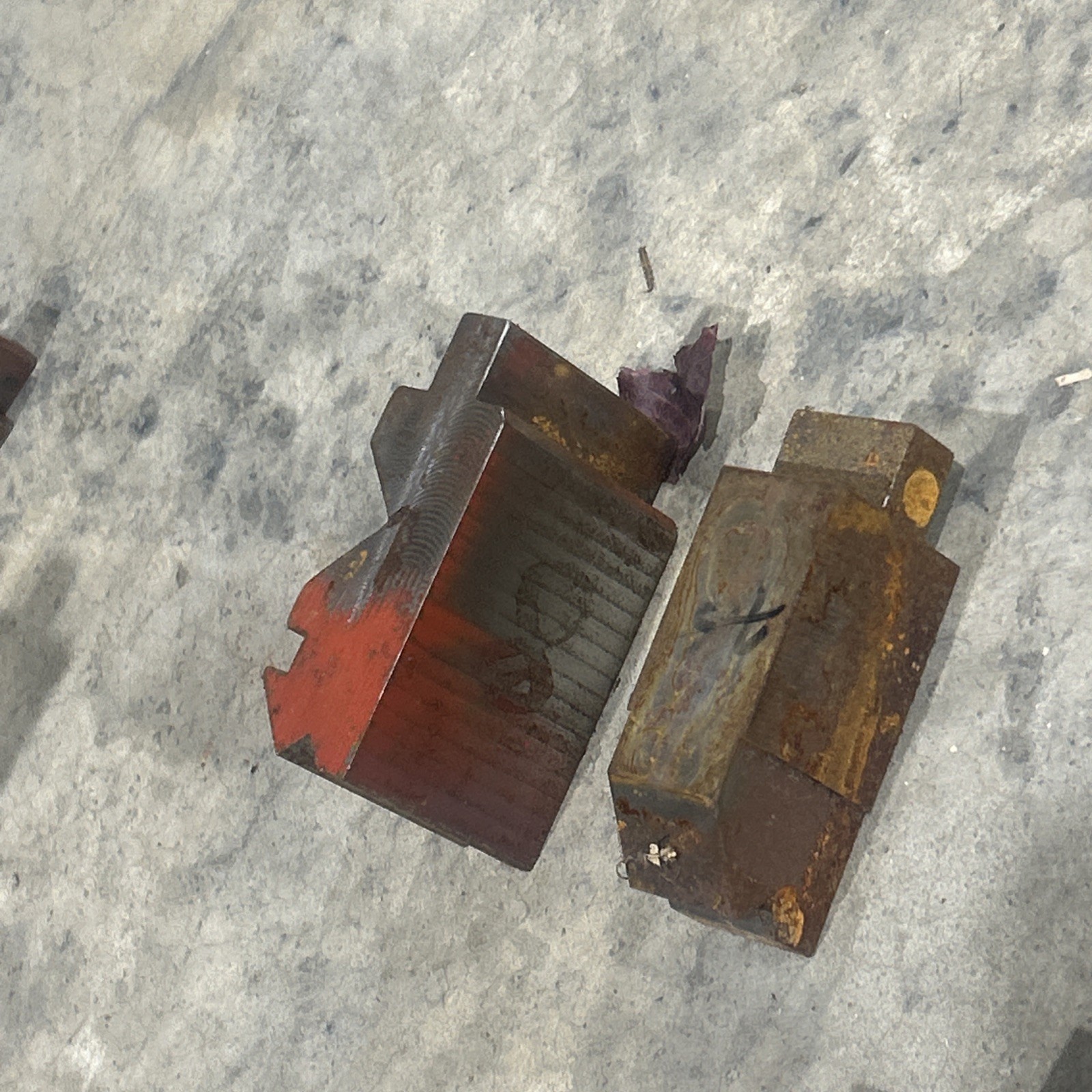 52 PCS. offset brake press dies, step dies, sheet metal forming. METRIC OFFSETS