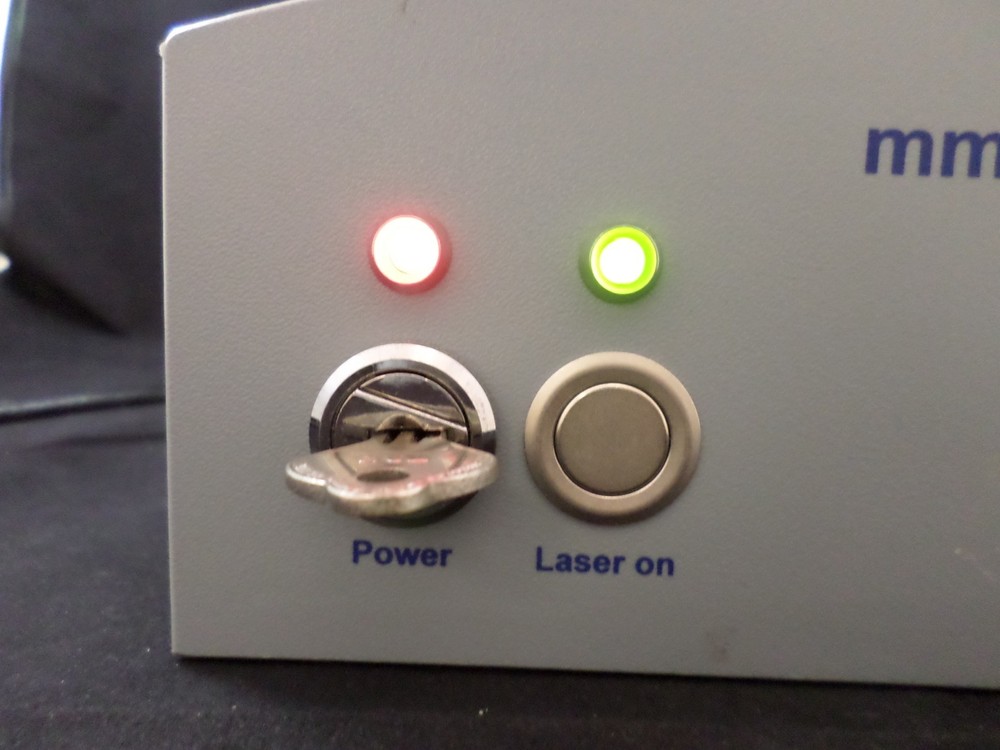 Molecular Machines & Industies MMI Cellcut Plus Laser Microdissection System Box