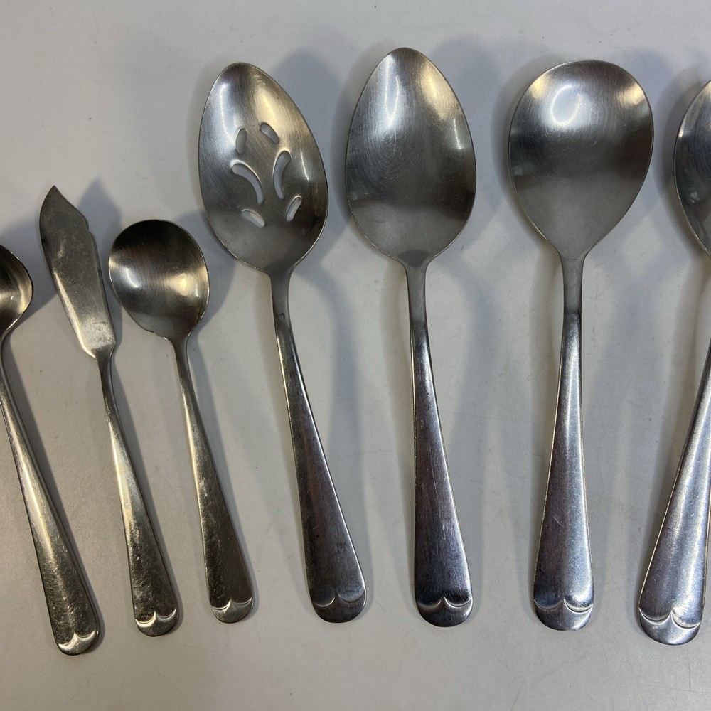 Main Course Korea Stainless Flatware Pattern MNF3 8 Piece Serving Set Silverware