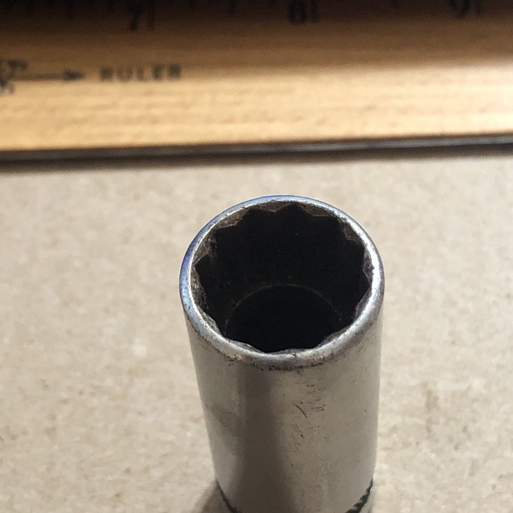 Duro-Chrome 3/8 Drive Deep Socket Size 9/16 4444