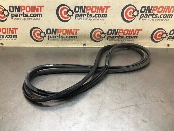 03-07 Infiniti G35 Coupe Driver Door Frame Weatherstrip 76922AM800 OEM 14Bkyfa