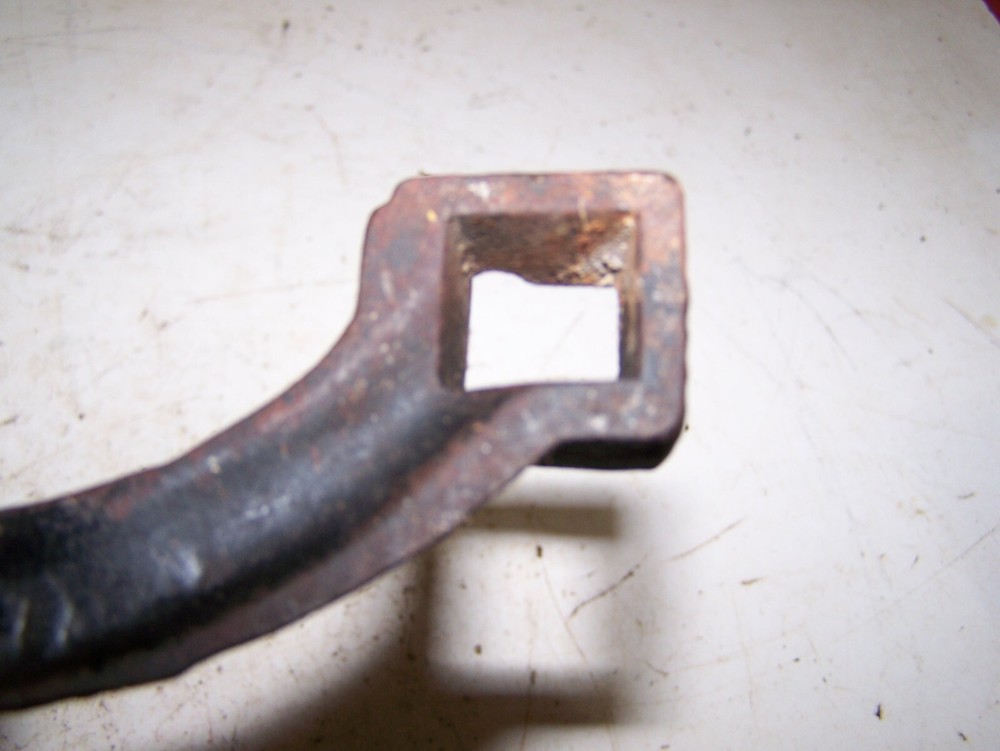 NOS Cast Iron Crank Handle Corn Sheller Pump Grinder Roller 9/16" SQUARE Shaft