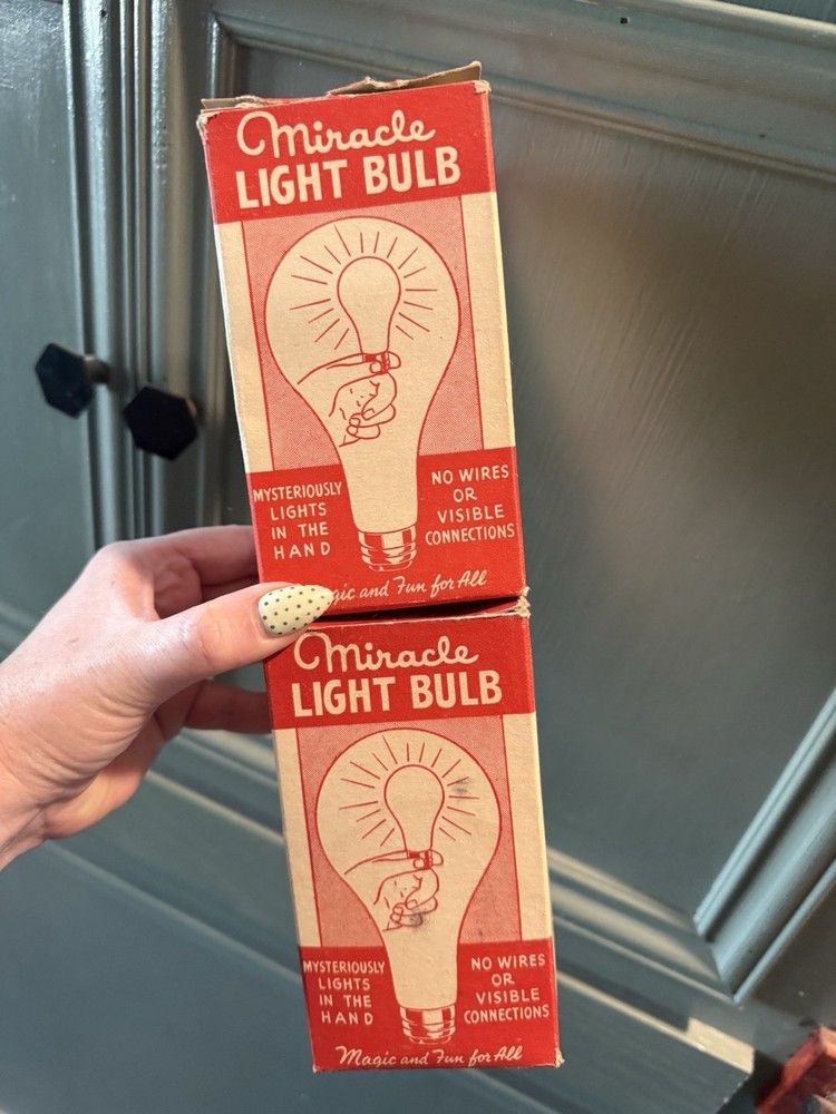 Pair Of Vintage Rare Miracle LightBulb Magic Tricks Work Boxes Tested Work !!