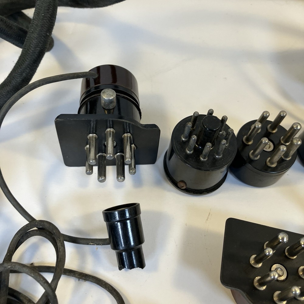 VTG Weston Selective Analyzer Model 665 Type 2 in Case Untested