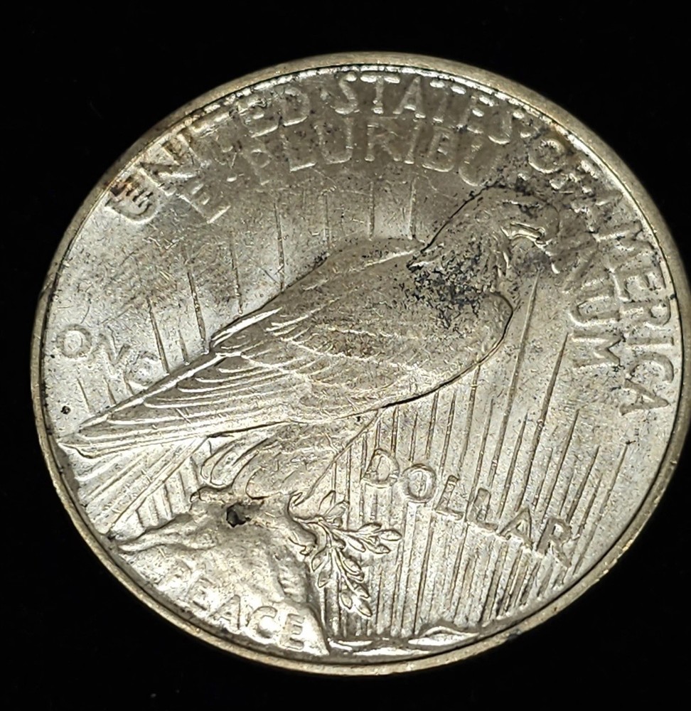 1927-D Peace Dollar AU