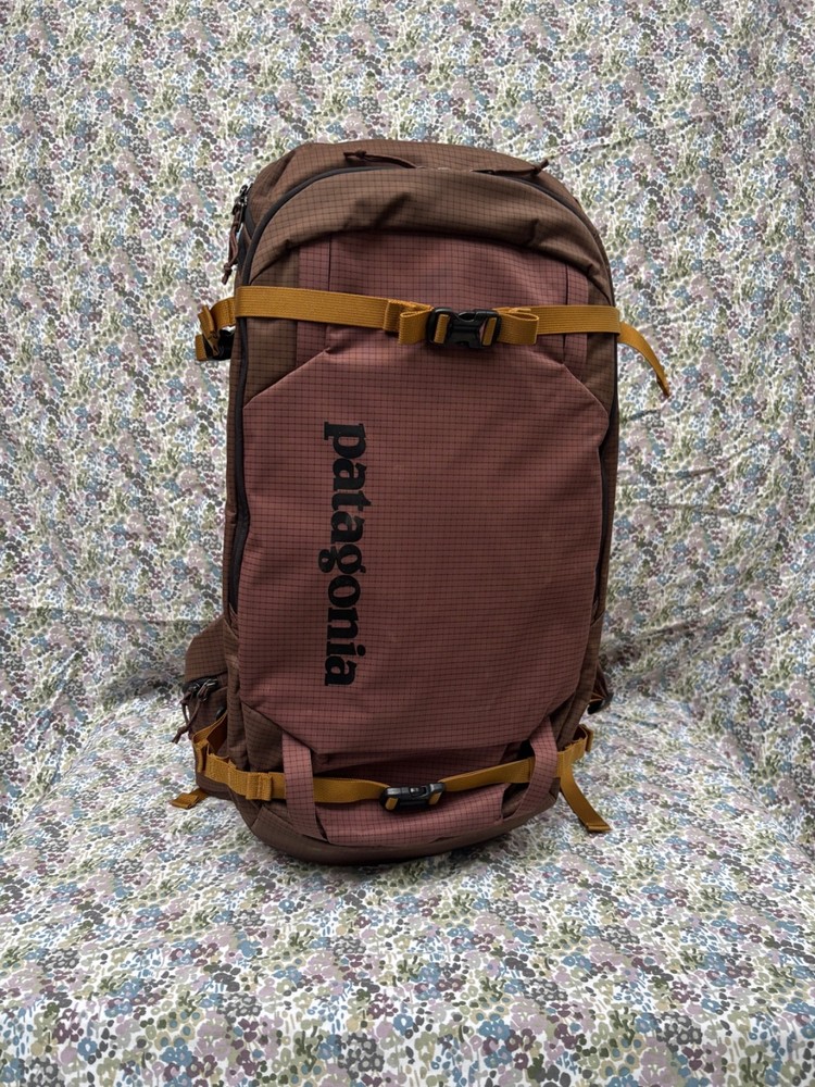 Patagonia Snowdrifter backpack 40L