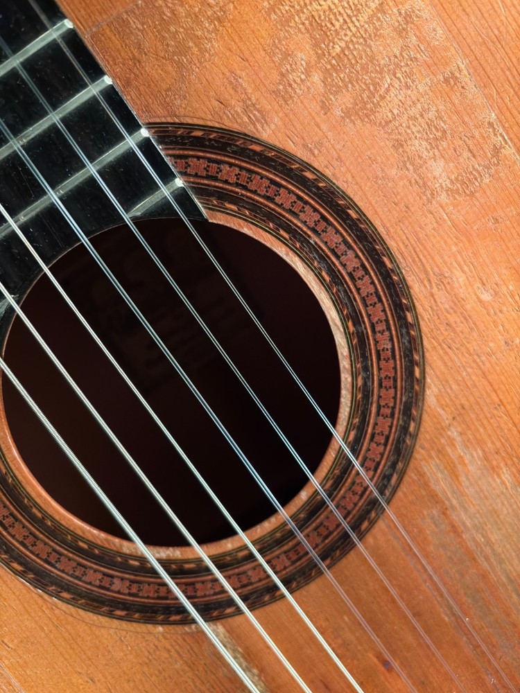 1965 Manuel de la Chica Guitar