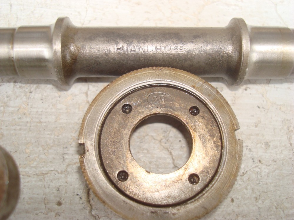 1929 White Crankset, Cap/Central Movement, 42 Tooth Crown