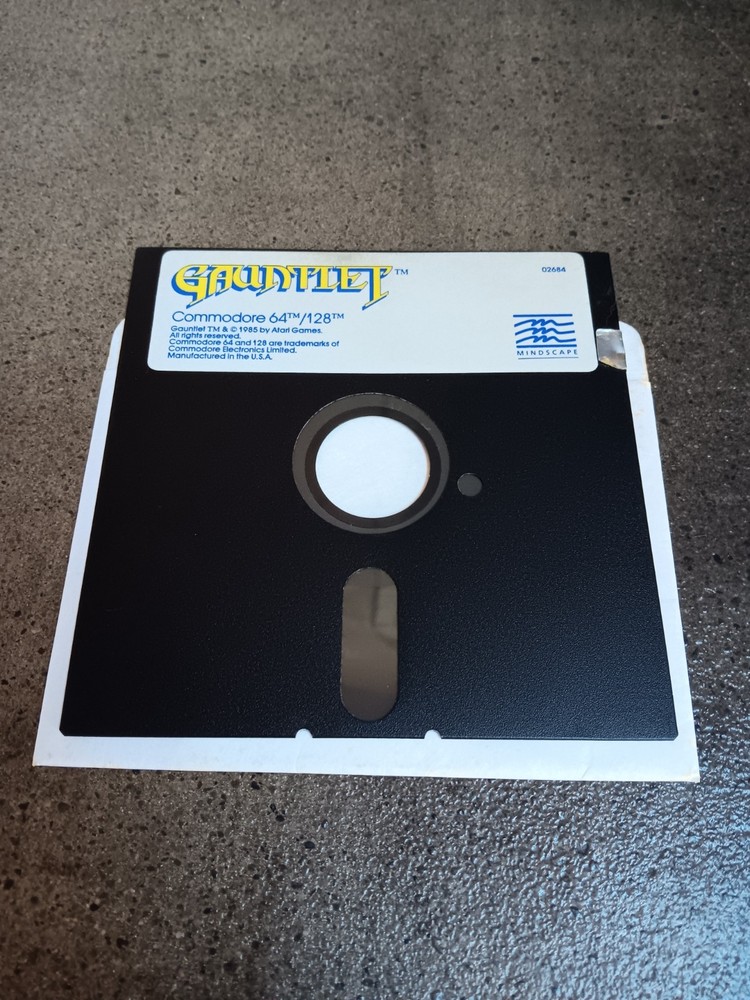 Commodore 64 Gauntlet Disk And Manual Tested/Works