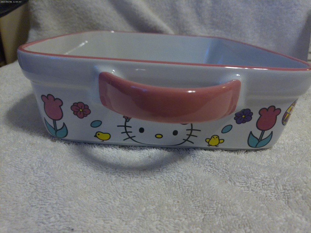 Hello Kitty Easter Butterfly Rectangular Baker & Square Baker New