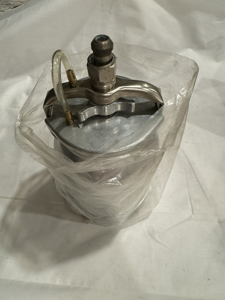 Rodac Pneumatic Tools / 5602 Dripless Cup