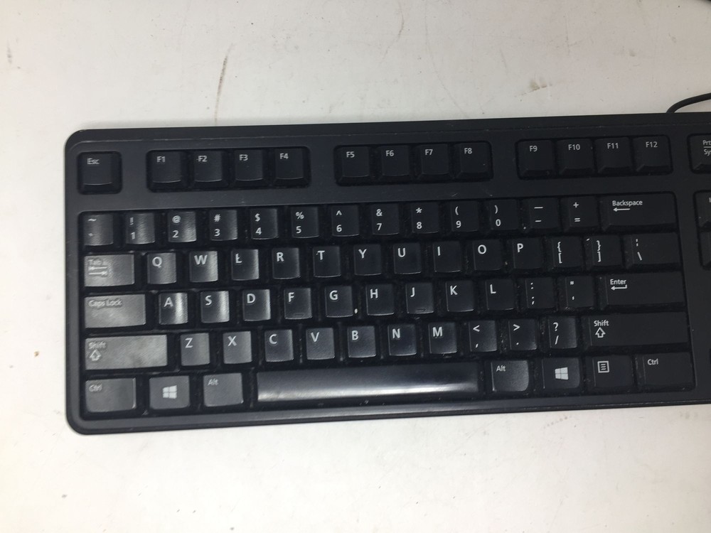 Slim Black DELL Corded Keyboard (KB212-B)