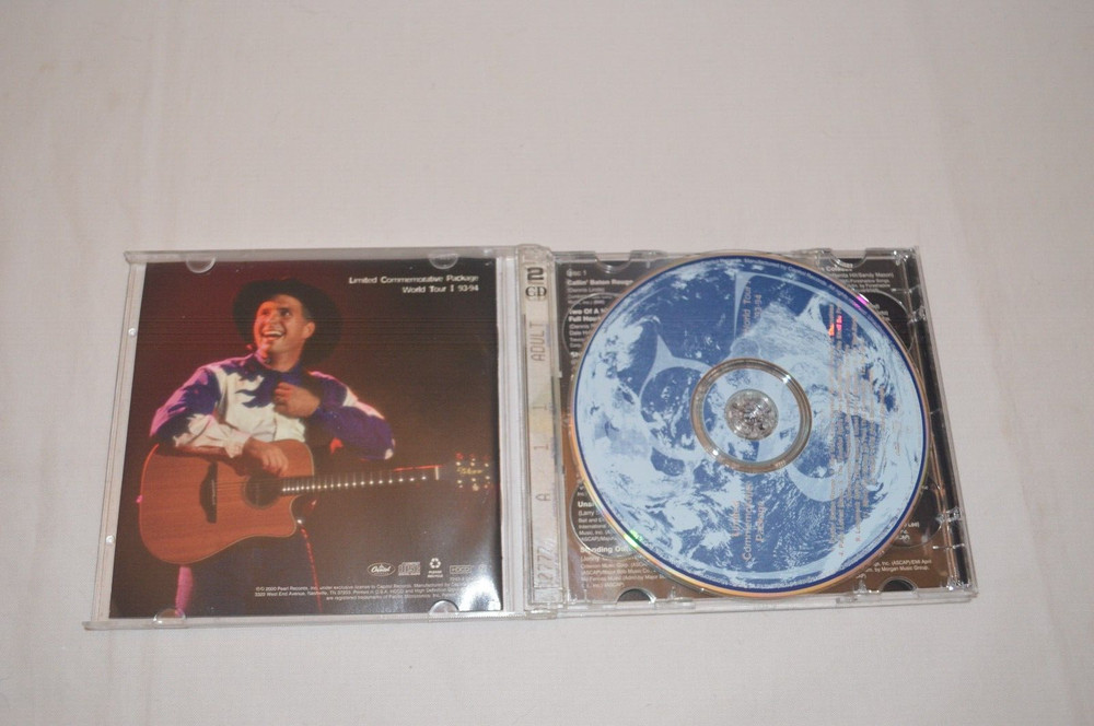 Garth Brooks Scarecrow Double Live 2 CD Set Pre-owned Lot