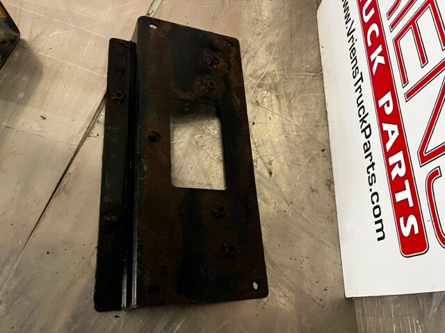 PETERBILT SUPPORT-BUMPER FRONT N85-6025