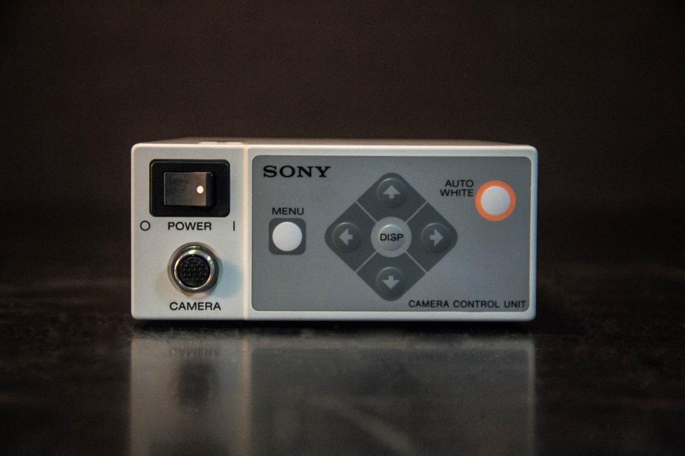 Sony Camera Control Unit DXC-LS1 and MBL-3LS Camera DC 12V (3697)