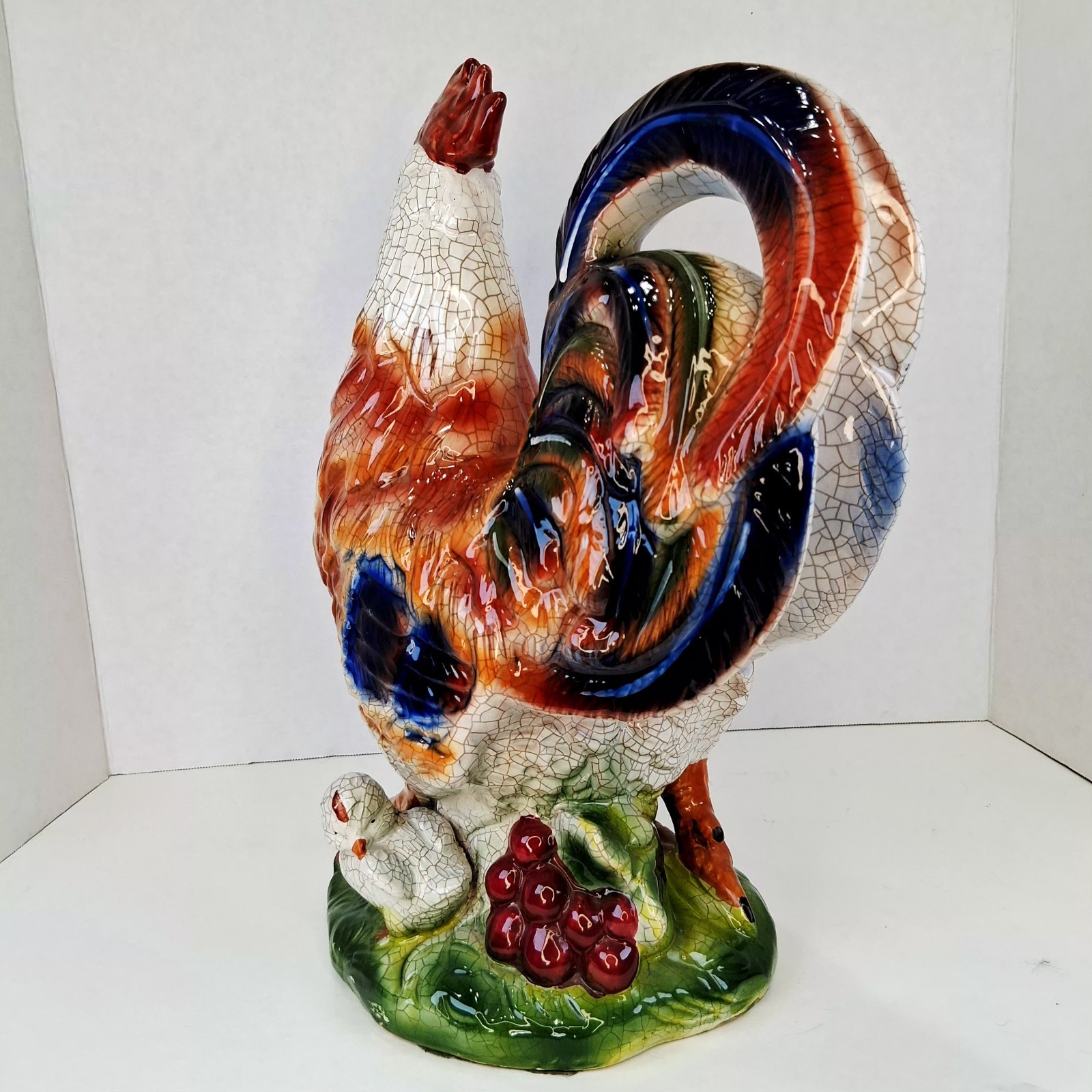 Vtg Italian Ceramic Rooster w/2 Chicks Large Handpainted