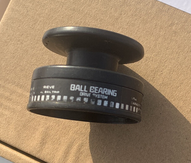 Abu Cardinal 652 spare Spool