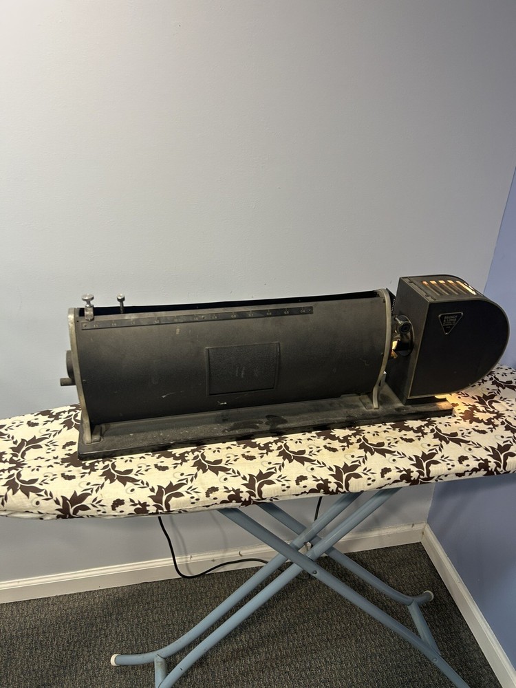 Vintage Bausch and Lomb Visual Acuity Chart Projector-1