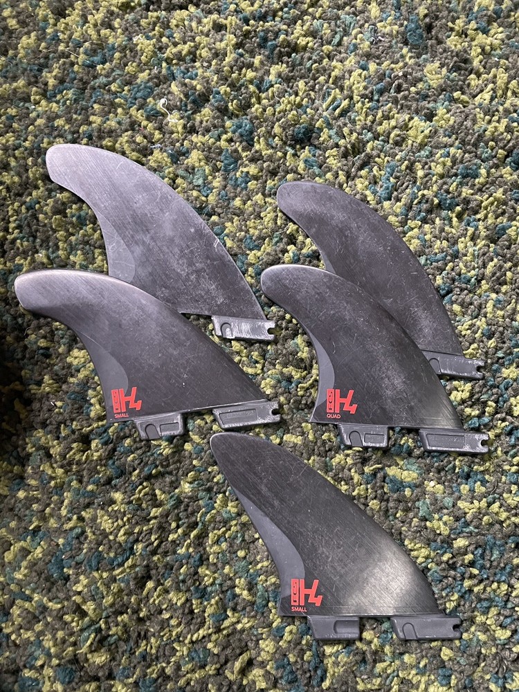 FCS II H4 Accelerator Five Fin Set - Smoke - S -