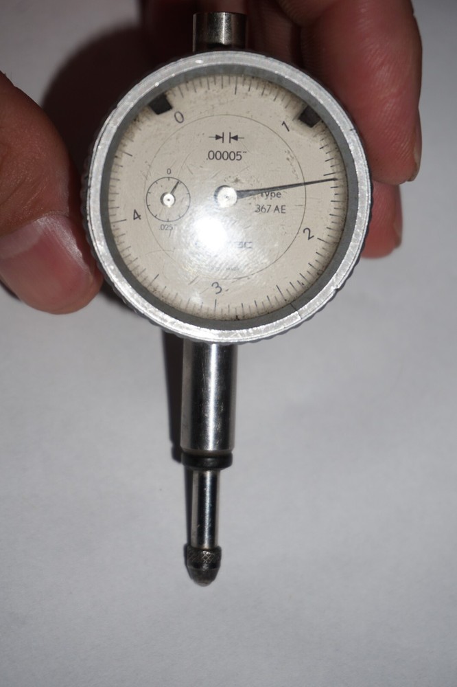 Compac Geneve 367 AE .00005 Vertical Dial Indicator