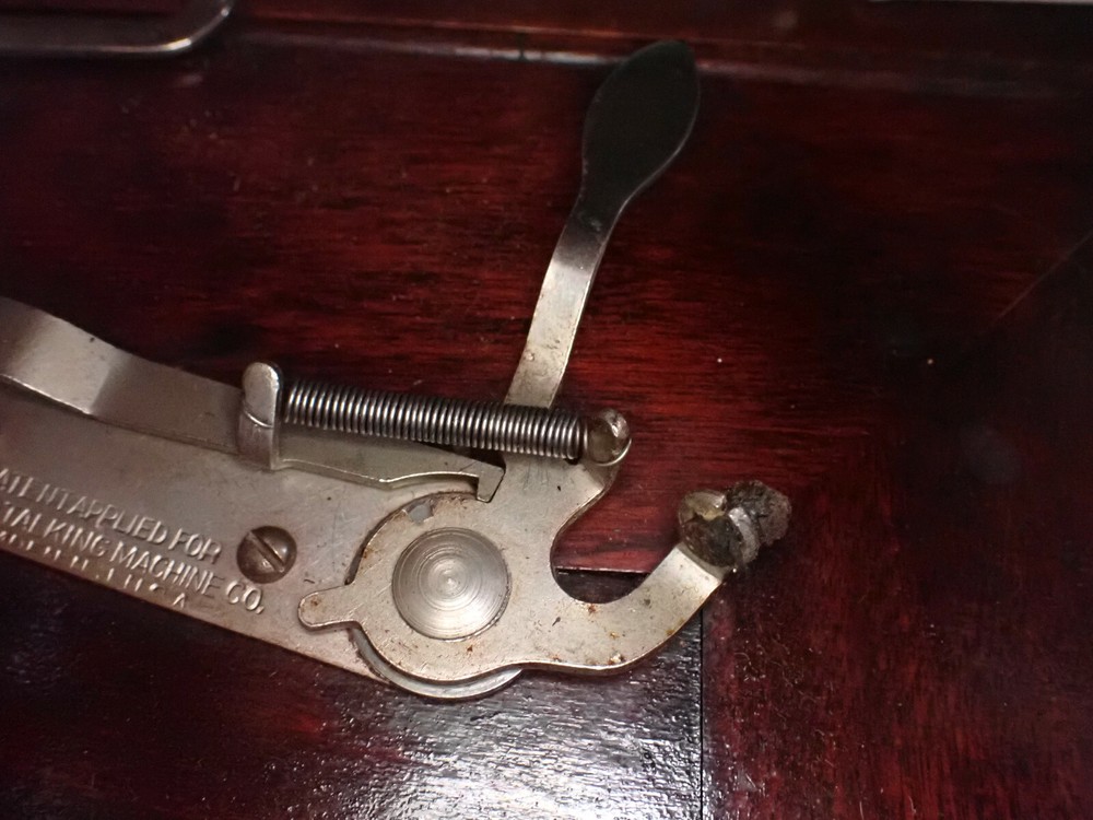 VICTOR VICTROLA SPRING FOR TURNTABLE STOP WORK MECHANISM