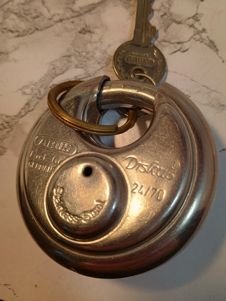 ABUS DISKUS 24/70 LOCK - Only 1 Key