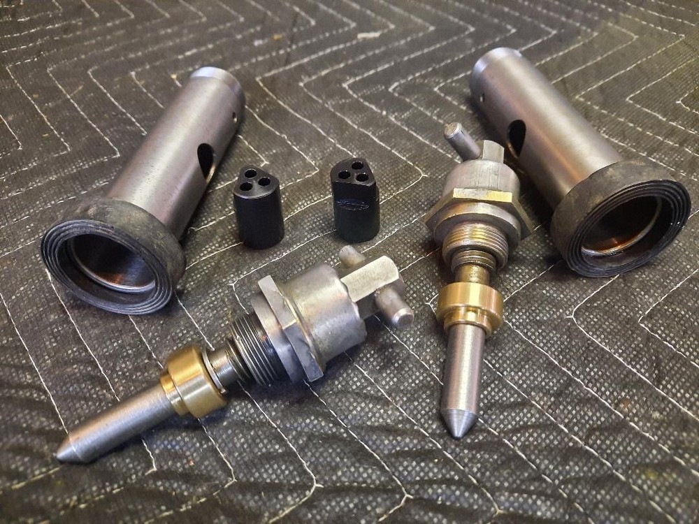 G102 Half Track, 2PC Replacement Light Sleeve, 2PC T-Handles, NOS