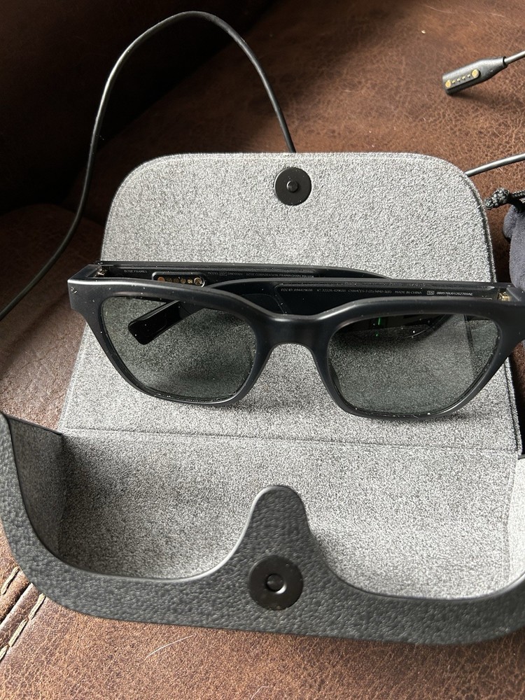 Bose Bose BMD0006 Frames Alto Rectangular Bluetooth Audio Sunglasses - Black