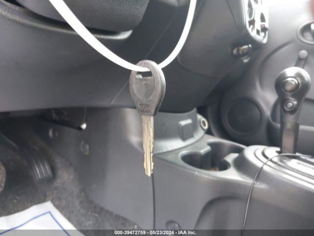 VERSA 2017 Glove Box 4330663