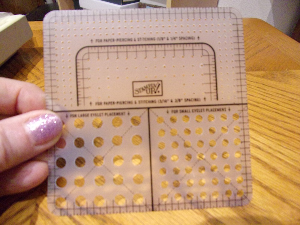 MAKING MEMORIES 10 PIECE TOOL KIT & 4 PIECE MAT PACK