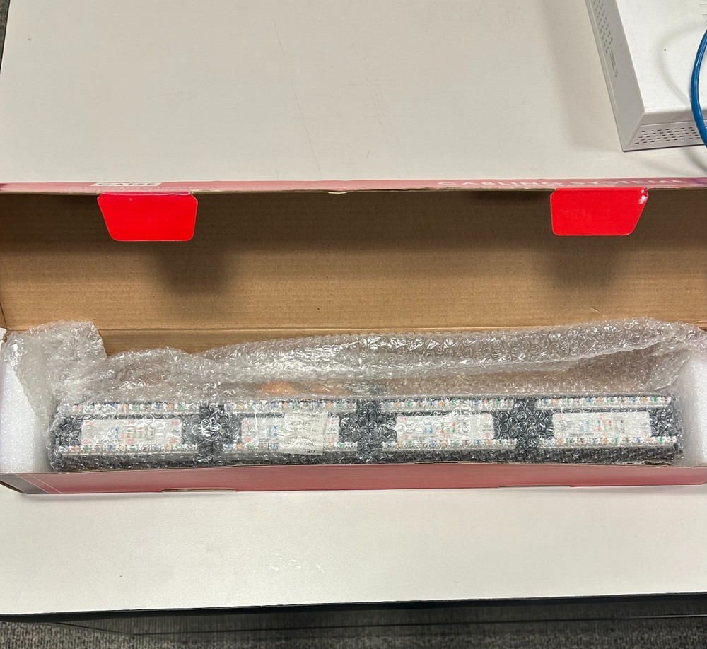 TIA/EIA 568 Cat 5e 19" Patch Panel 24 Port 110 IDC Type