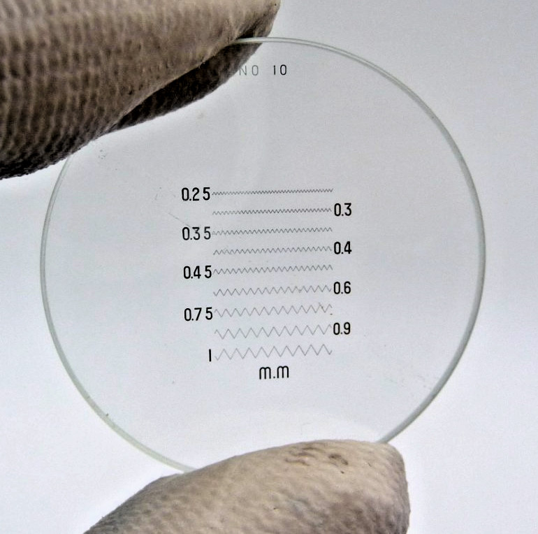 Peak Scale Lupe Loupe 10X (four reticles No. 2, 7, 8, 10)