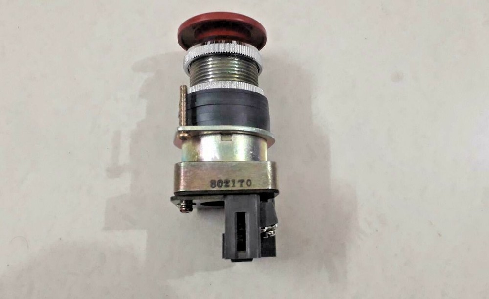 IDEC EPE STOP 8021TO Control Unit push button NEW