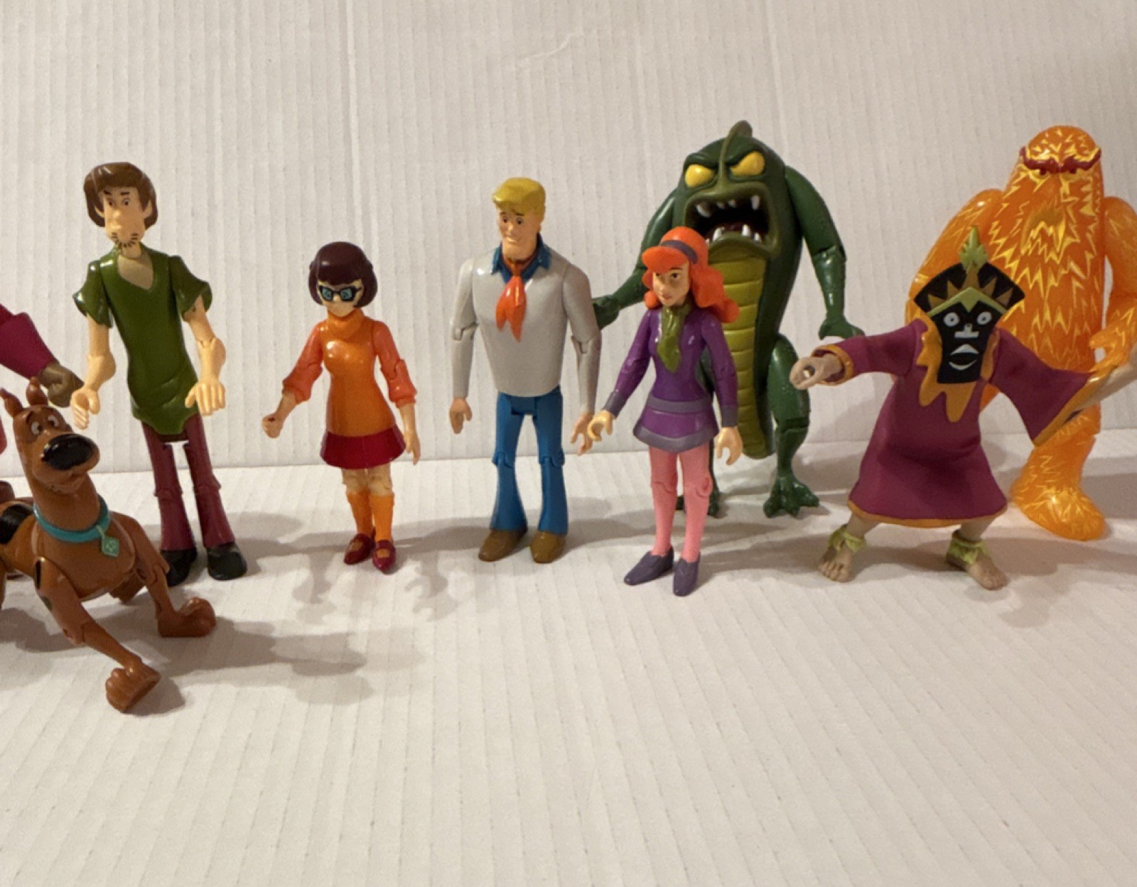Scooby-Doo Articulated Figures Mixed Lot 10 Pack Scooby Shaggy Velma Daphne Fred