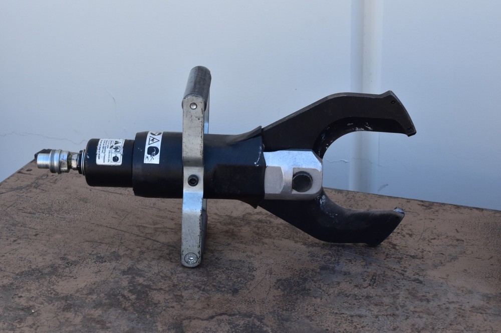 GREENLEE SDK105 4" REMOTE CABLE CUTTER