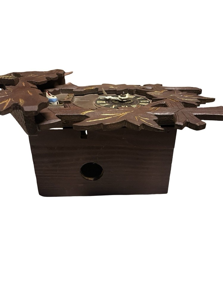 Vintage Germany 1 Day Black Forest Cuckoo Clock Bird Leafs EMPTY NO CLOCK