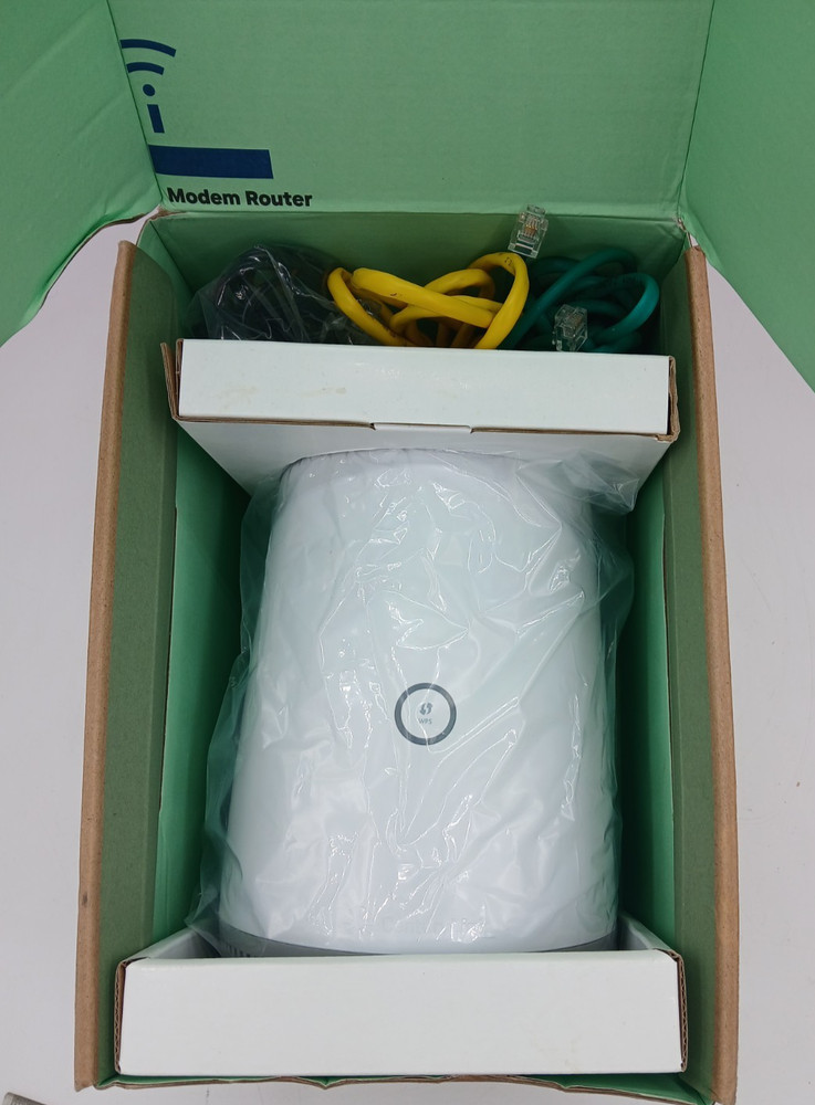 Century Link C4000LZ Wireless WiFi Router Modem OEM Genuine W/ Cords Cables