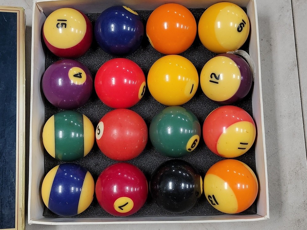 Harvard Premium Billiard Balls Pre-Owned