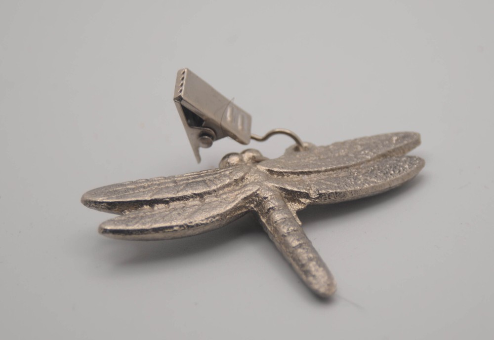 8 Dragonfly Clip On Tablecloth Weights
