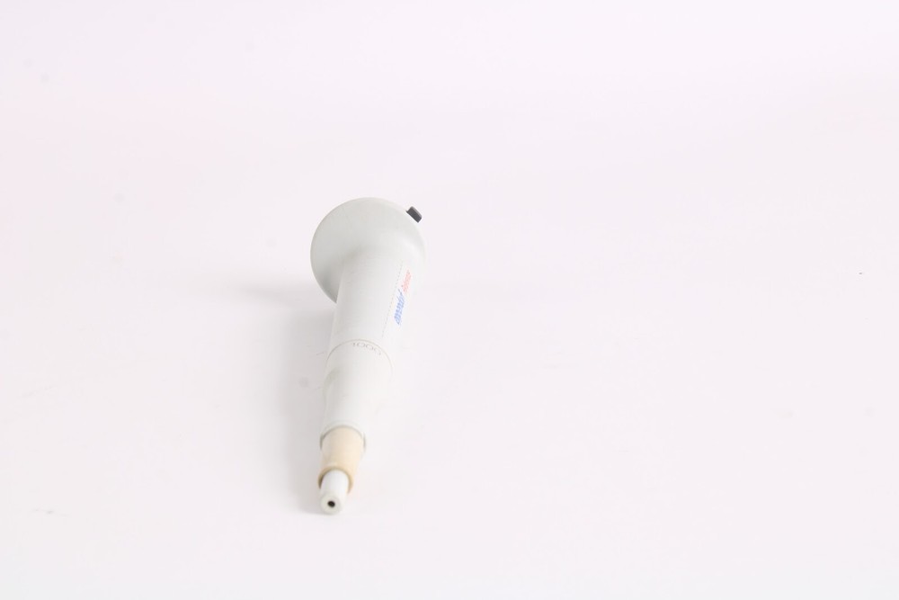 Eppendorf Reference 10-100ul Single Channel Pipette - Fair Condition