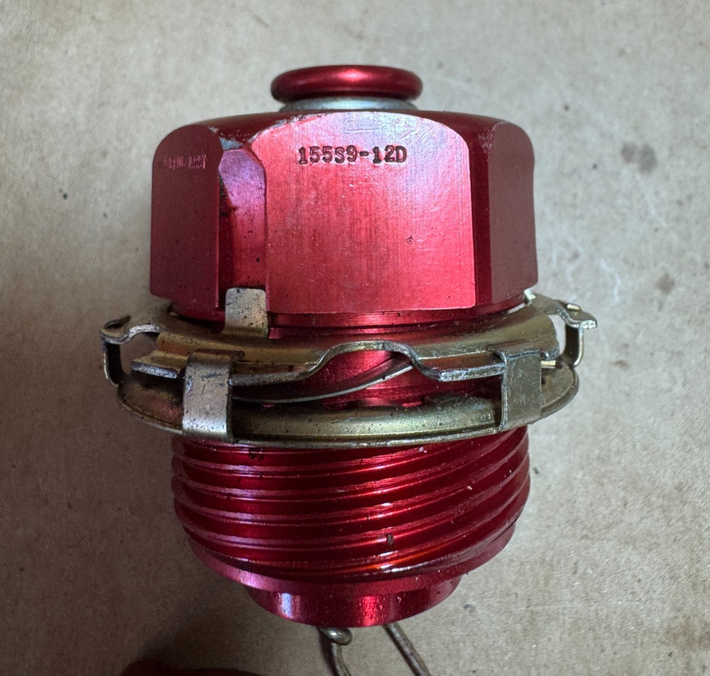 AEROQUIP E155-25-12D coupling half E155-25-12D Nut w/155S9-12D plug assy